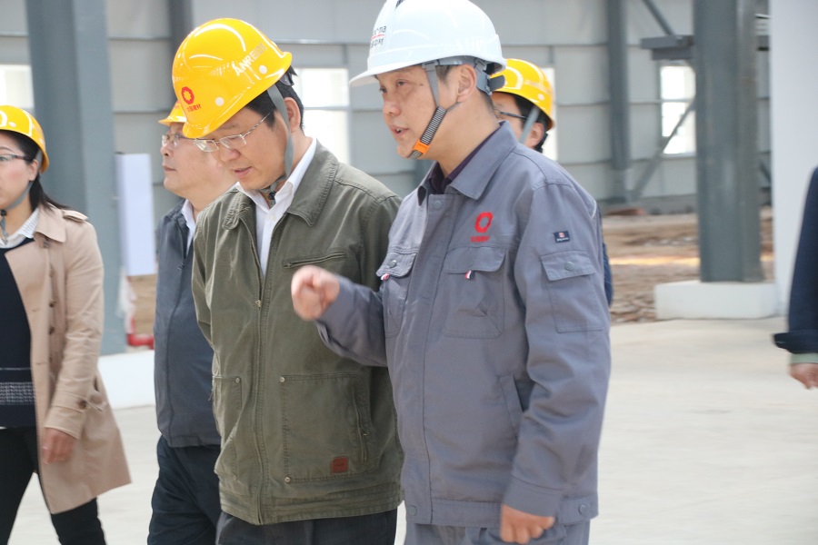 Wang Wei, member of the Standing Committee of the Yichang Municipal Party Committee and Minister of the Organization Department, and his party visited our company